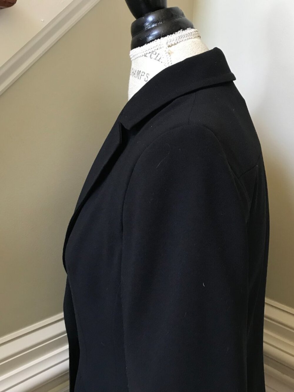 Trina Turk Bee Cape Blazer Jacket Womens 4 Black Crepe Long Sleeve One Button - Picture 11 of 13